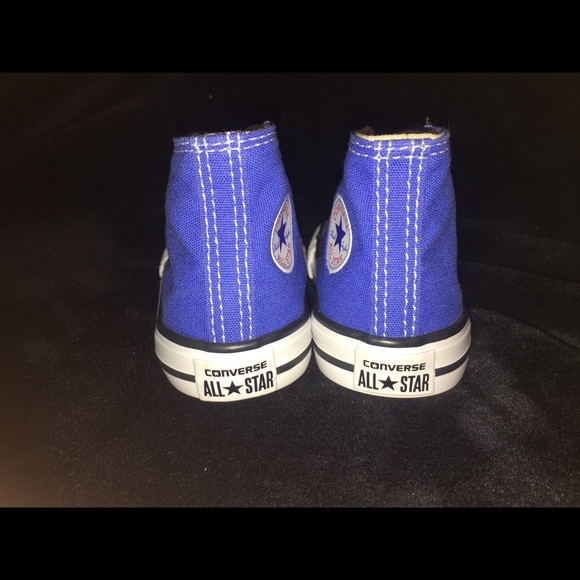 Infant Size 5 Blue Converse - Picture 3 of 4